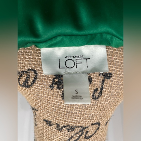 LOFT Emerald Ruffle Blouse - Picture 9 of 14